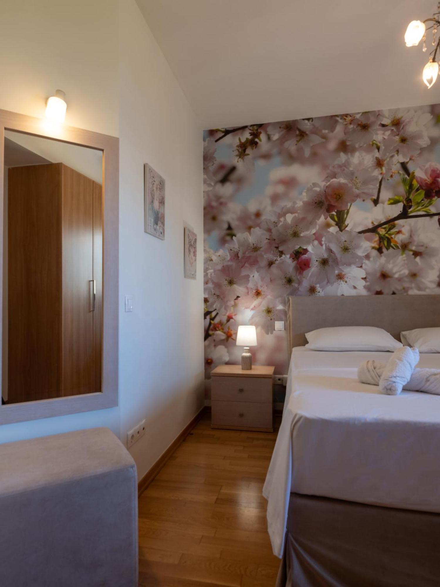 Onyx City Center Apartment With Parking Heraclión Exterior foto